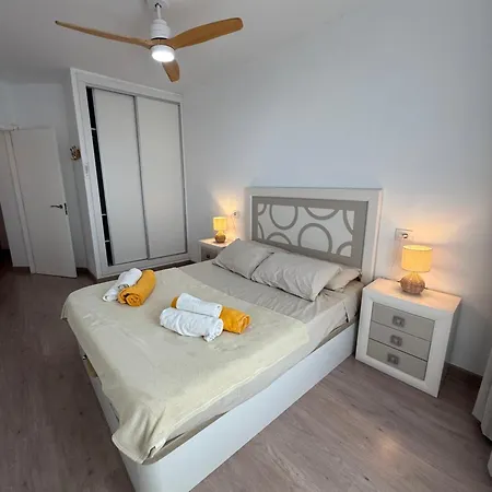 Seaside Paradise - 2 Bedroom With Ocean Views & Air Conditioning In プラヤ・デ・サン・ファン