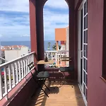 Seaside Paradise - 2 Bedroom With Ocean Views & Air Conditioning In Apartment Playa de San Juan (Tenerife)