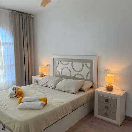 Apartmán Seaside Paradise - 2 Bedroom With Ocean Views & Air Conditioning In Playa de San Juan (Tenerife)