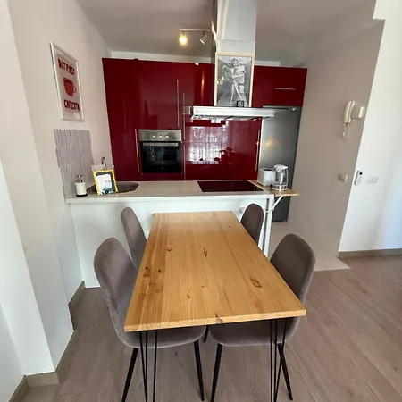 Apartmán Seaside Paradise - 2 Bedroom With Ocean Views & Air Conditioning In Playa de San Juan (Tenerife)