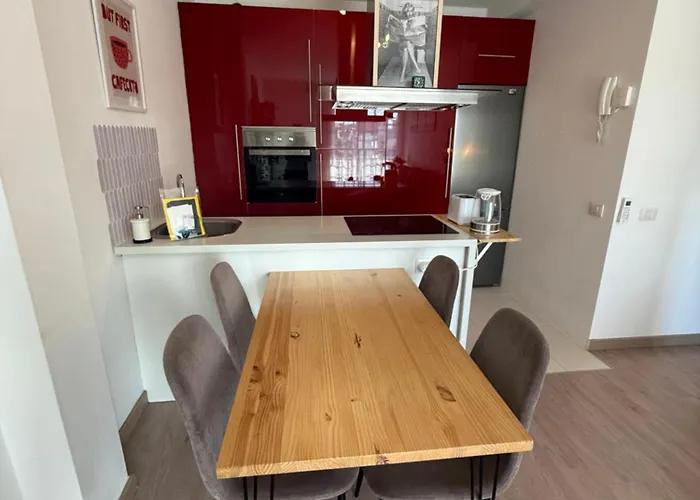 Apartmán Seaside Paradise - 2 Bedroom With Ocean Views & Air Conditioning In Playa de San Juan (Tenerife)